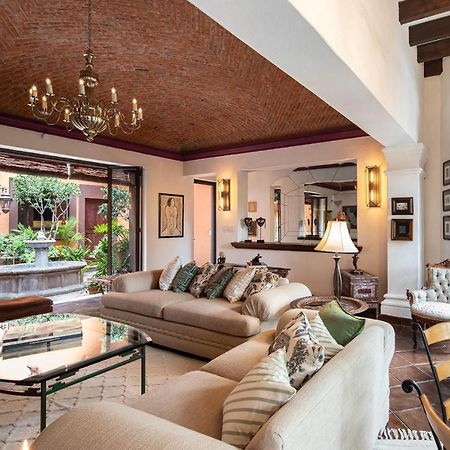 圣米格尔－德阿连德Holt - Casa Parque Juarez别墅 外观 照片
